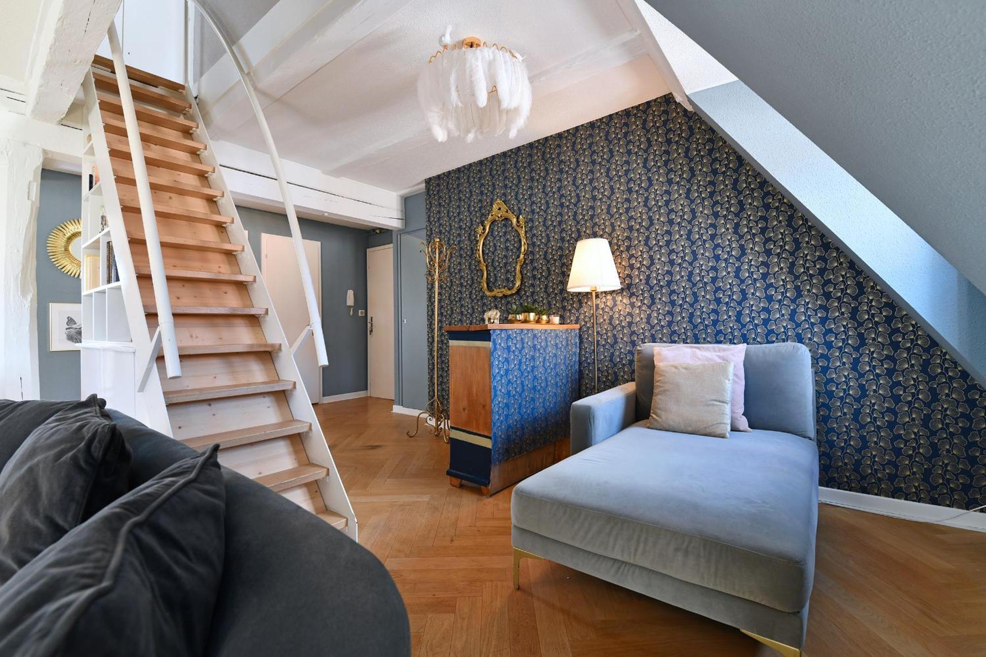 Romantique Appartement Fly Me To The Moon Кольмар Экстерьер фото